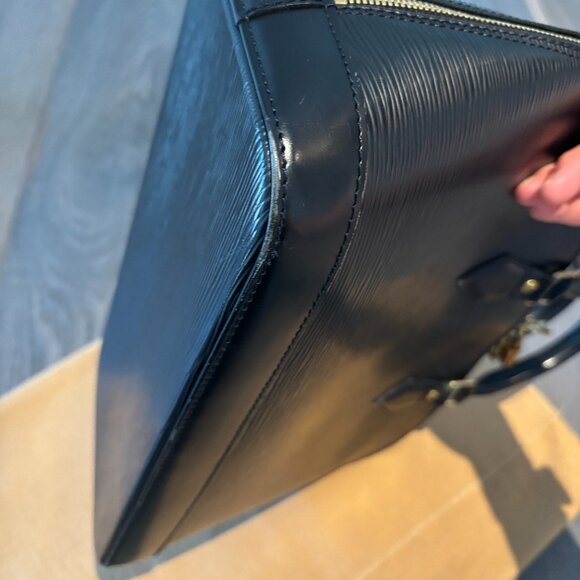 Louis Vuitton Alma PM - Picture 16 of 16